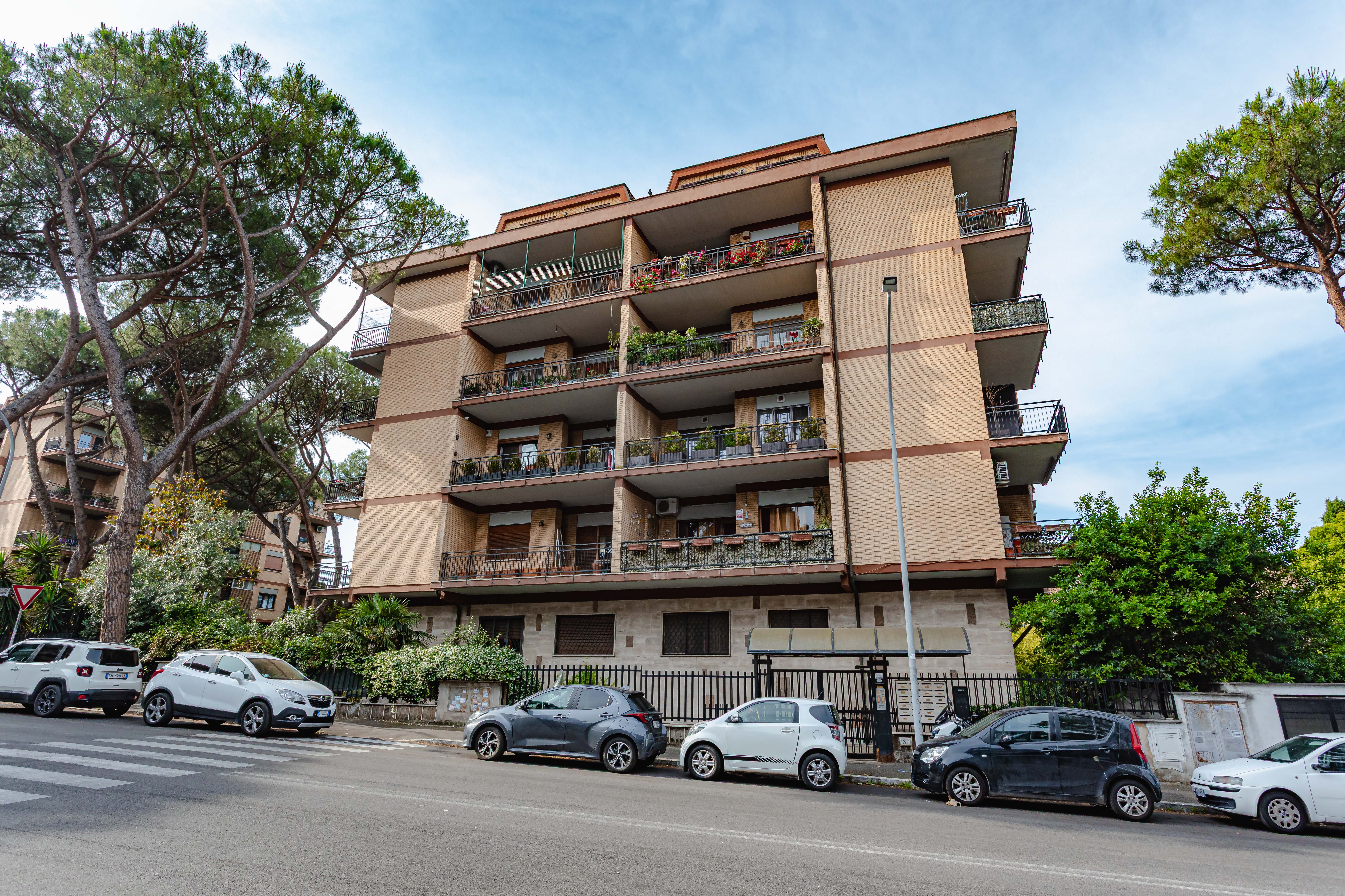 Esclusivo Attico Bilivello a Roma Mostacciano