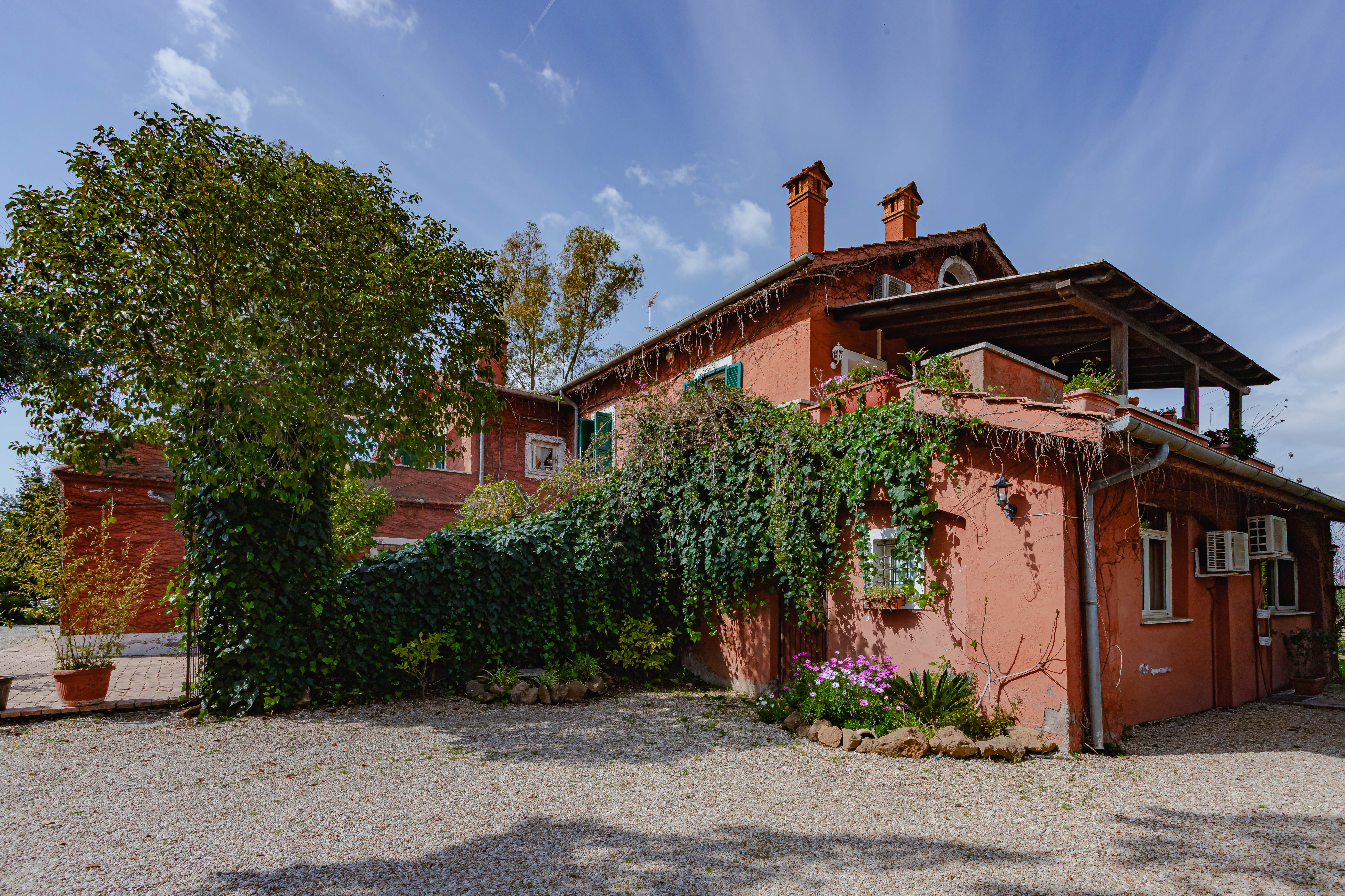 Appartamento in villa Clivo delle Case Basse, Acilia, Roma