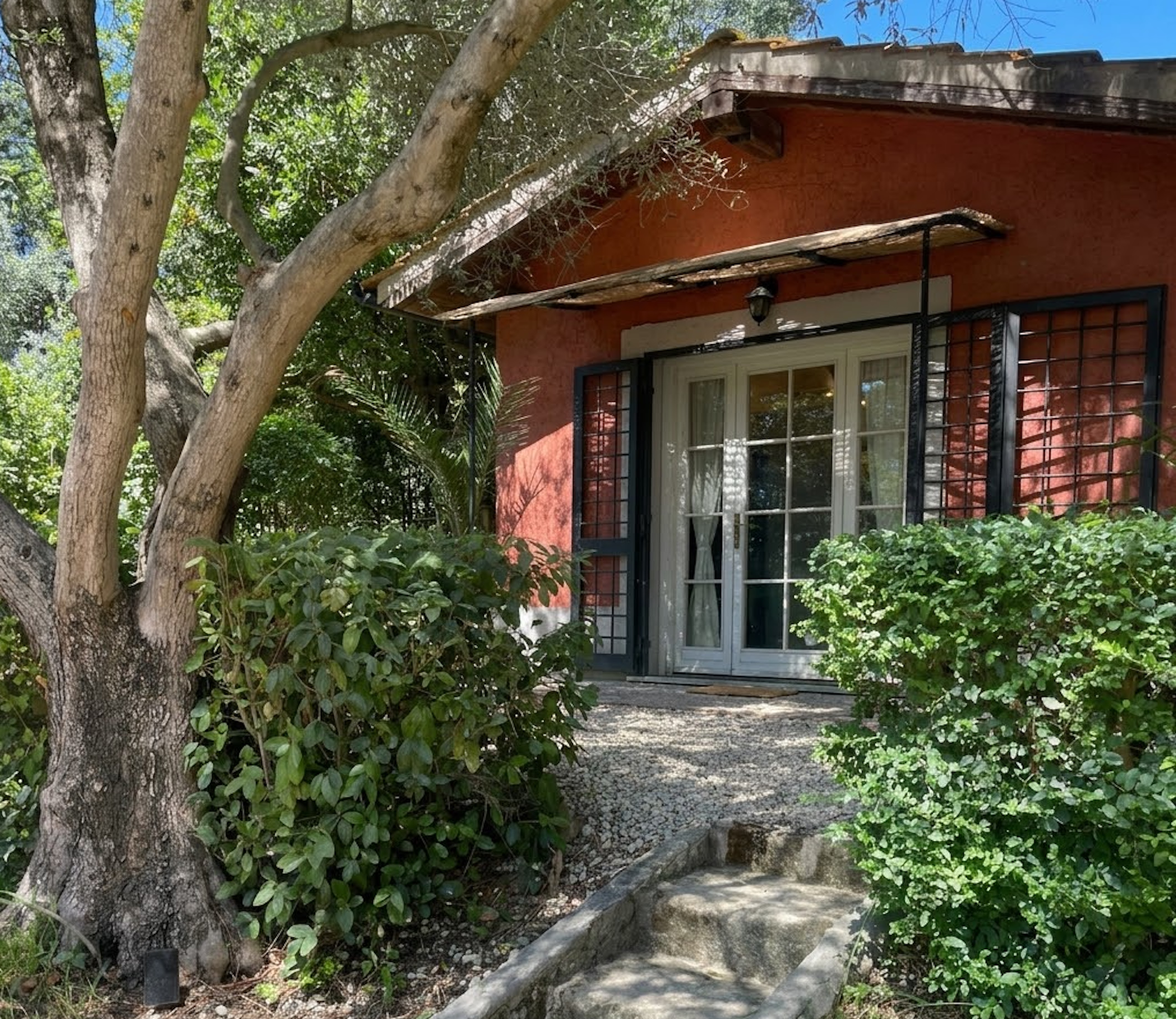 Appartamento arredato di 55 mq in casale storico del 1930 — Affitto breve a Monti San Paolo, Acilia (Roma)