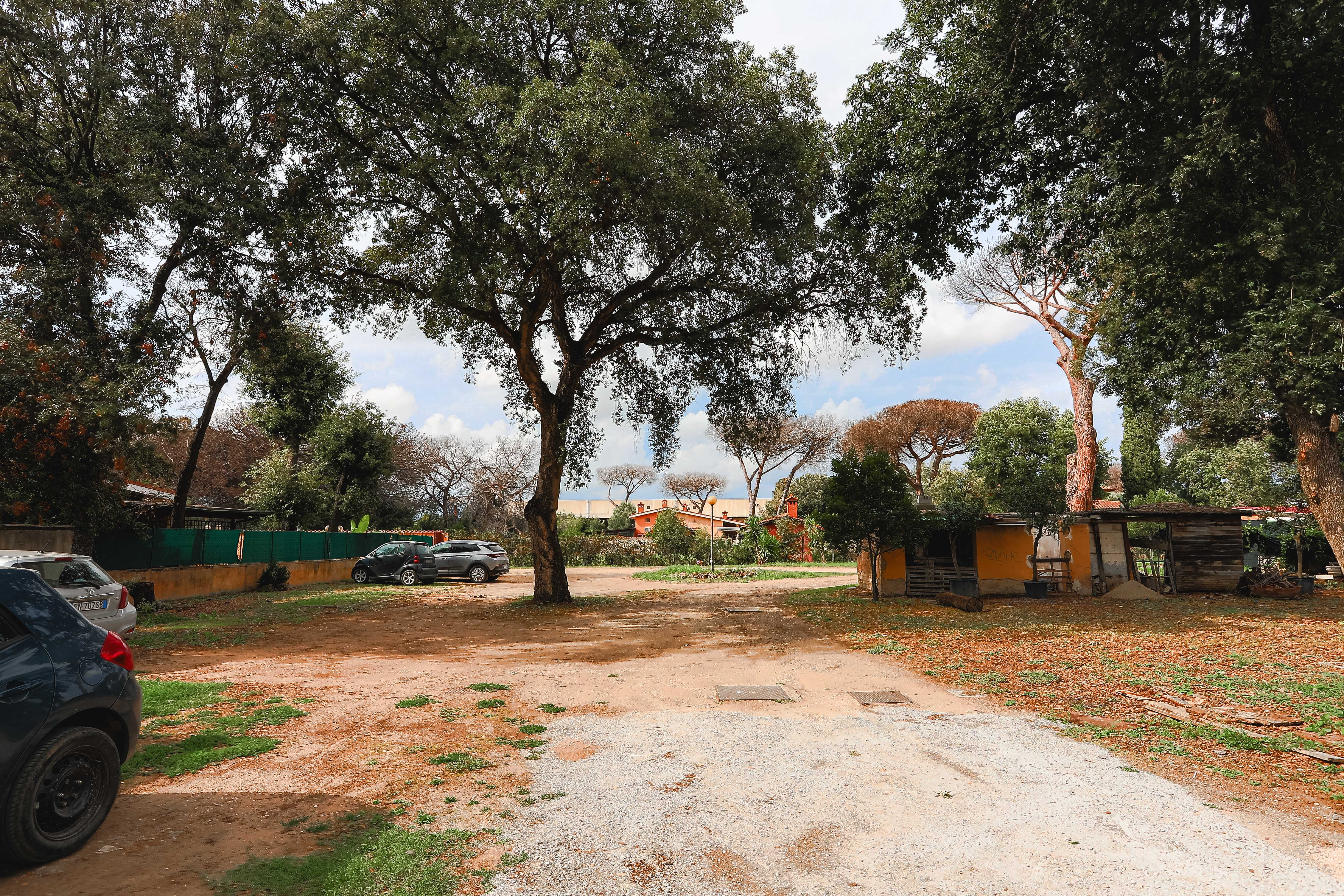 Villino ristrutturato con giardino privato di 130 mq in vendita a Macchia Palocco 2