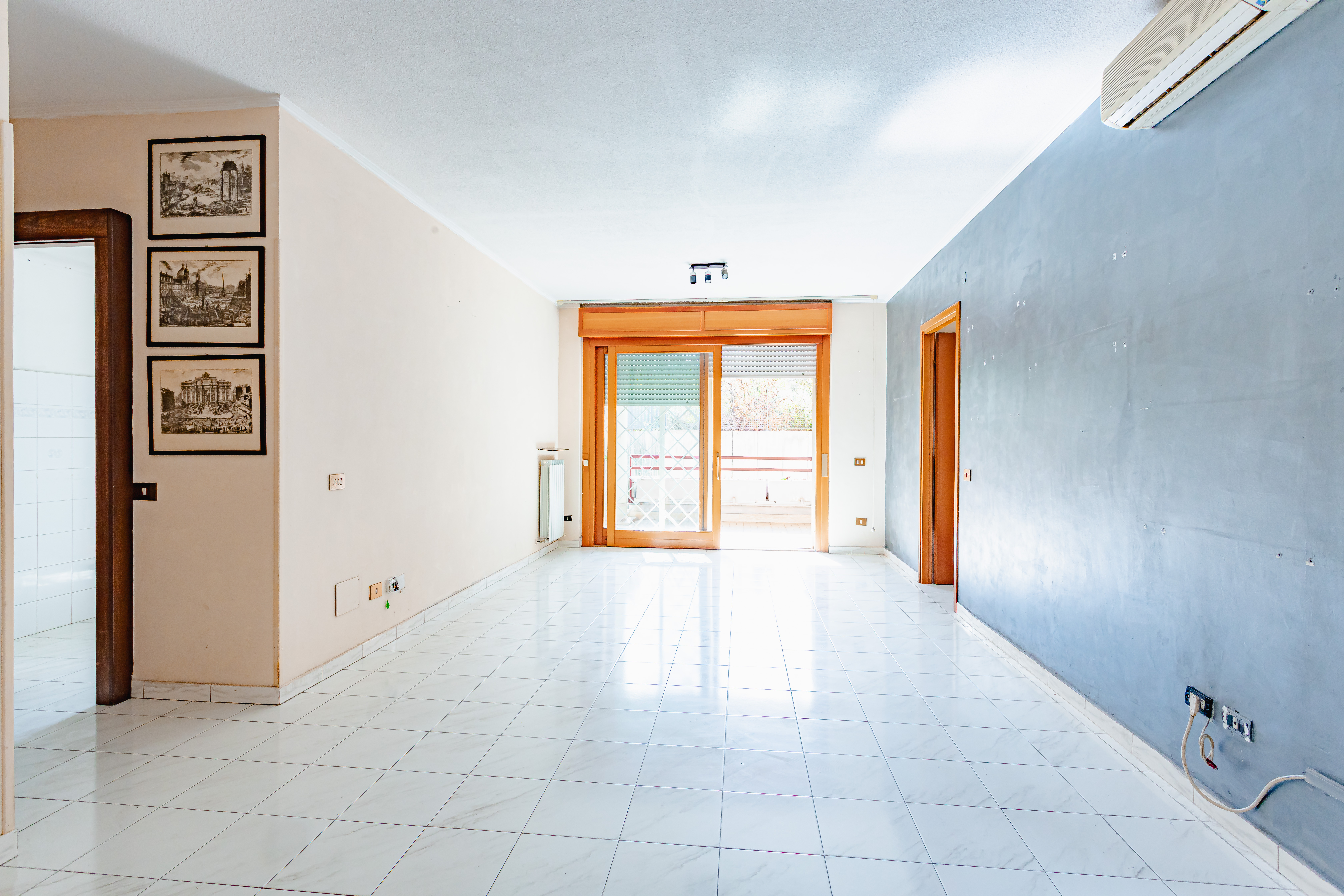 Quadrilocale in vendita al Torrino: tre camere, garage e cantina in Via dell'Orsa Maggiore foto 4