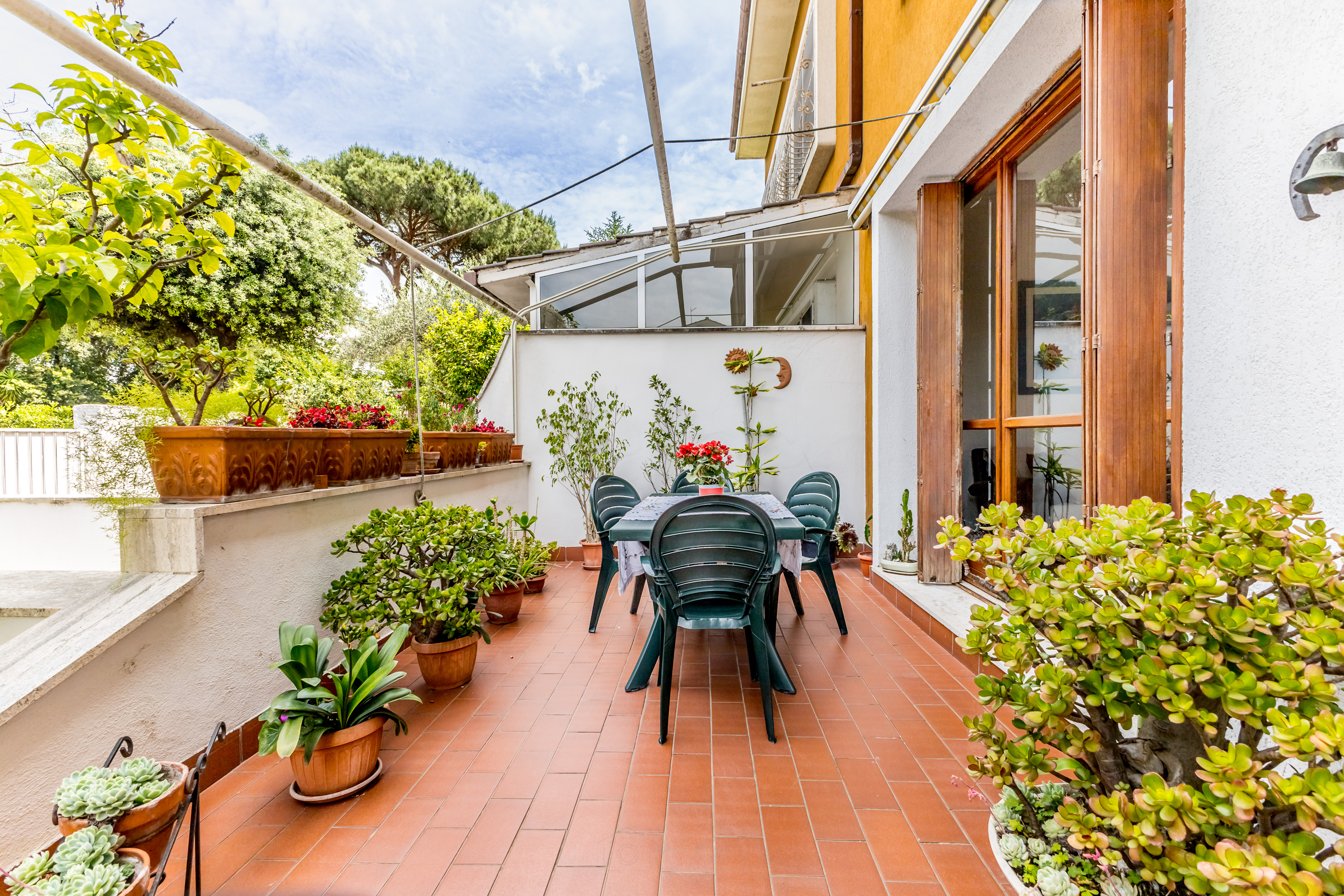 Villa trifamiliare con giardino in vendita a Casal Palocco, Via Aristonico d'Alessandria foto 4